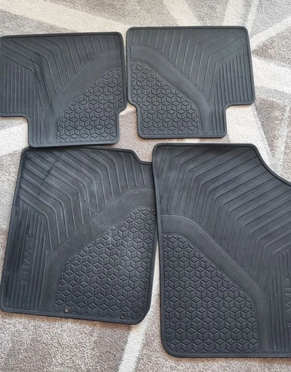 Tapetes borracha original Kwid - Foto 2