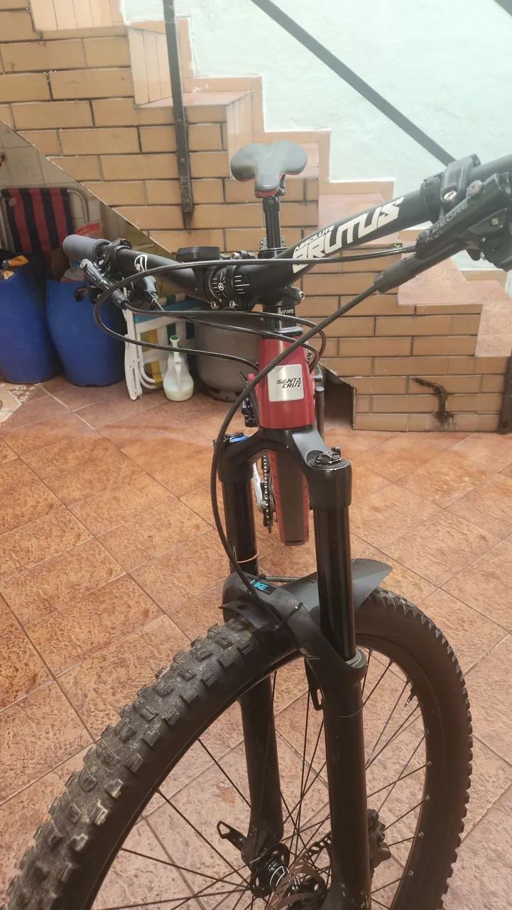 Vendo bike de  xc e enduro - Foto 2