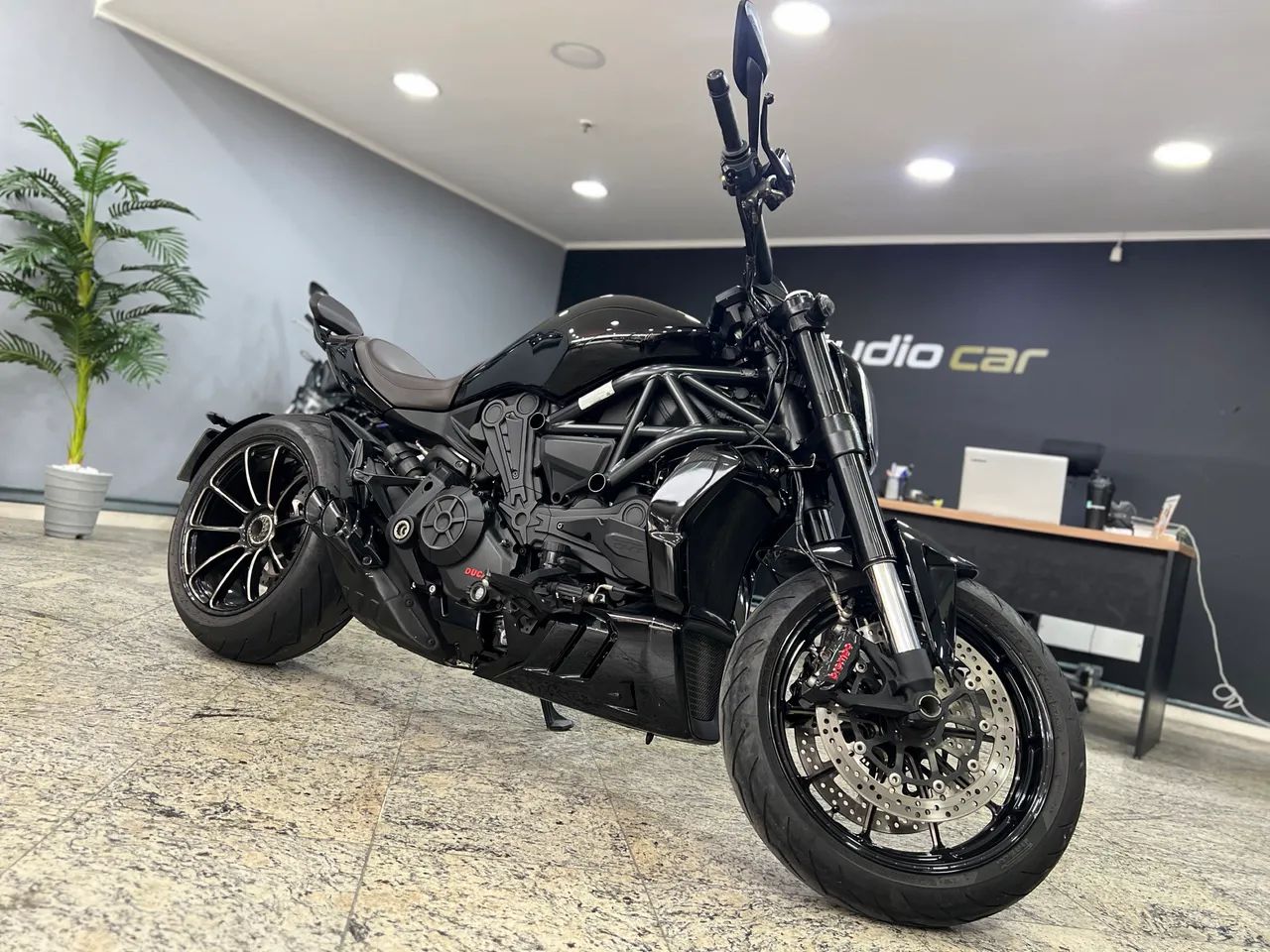 Ducati Diavel S  - Foto 4