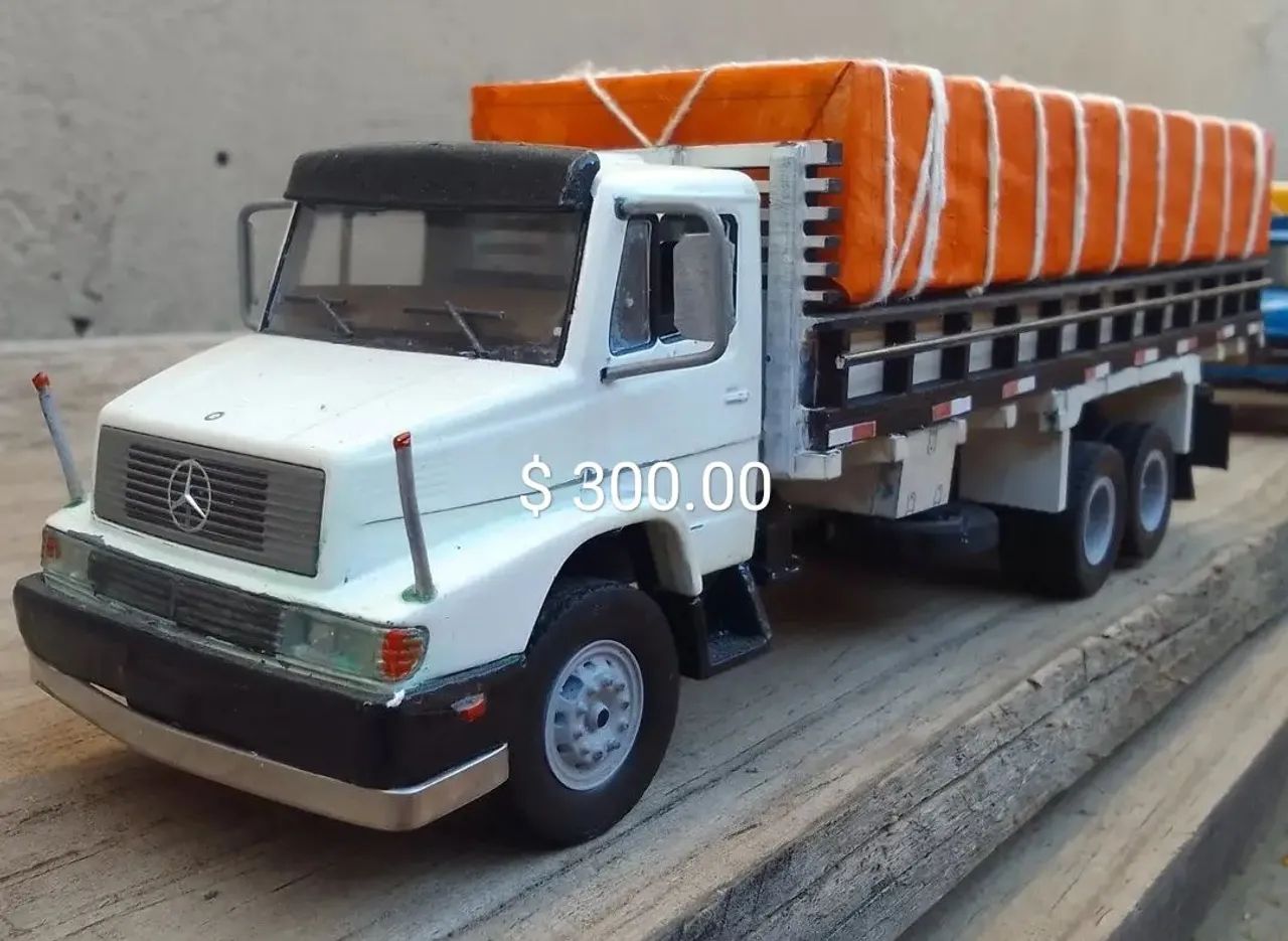 Miniaturas disponíveis preço nas fotos  - Foto 3
