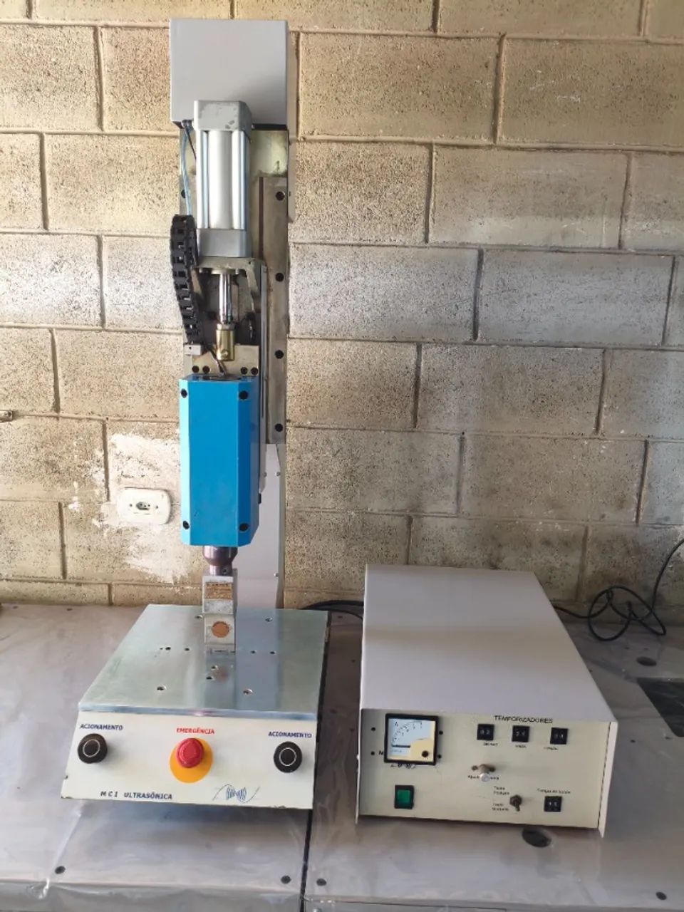 Máquina de Solda Por Ultrassom / Ultra-som/ Solda de Termoplásticos. - Foto 3