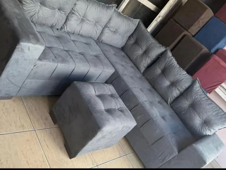 Sofá de canto no precinho 