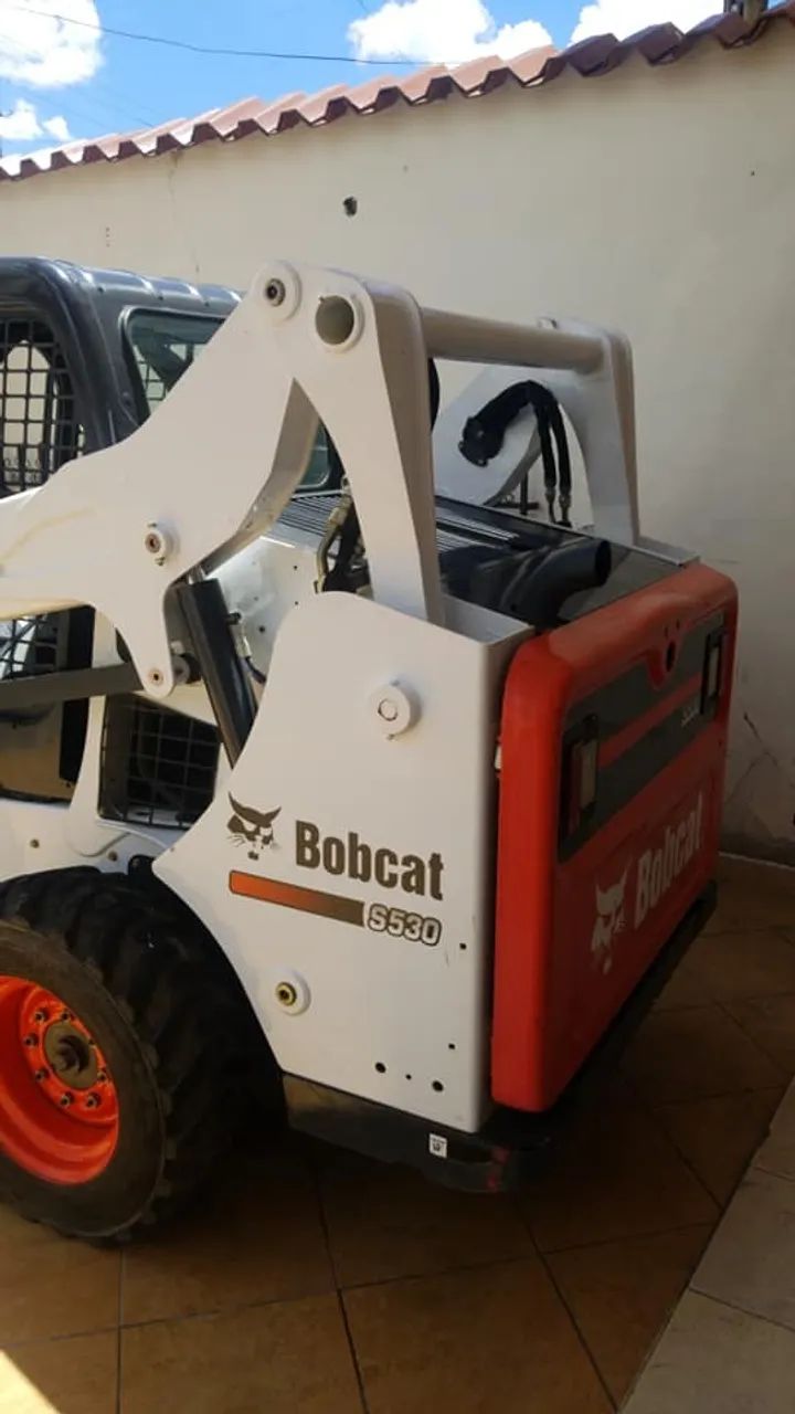 Mini Carregadeira Bobcat S530 2014 - Foto 4
