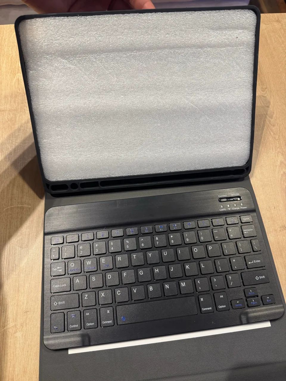 Keyboard ( Capa+teclado ) iPad 7, 8 e 9 - Foto 3