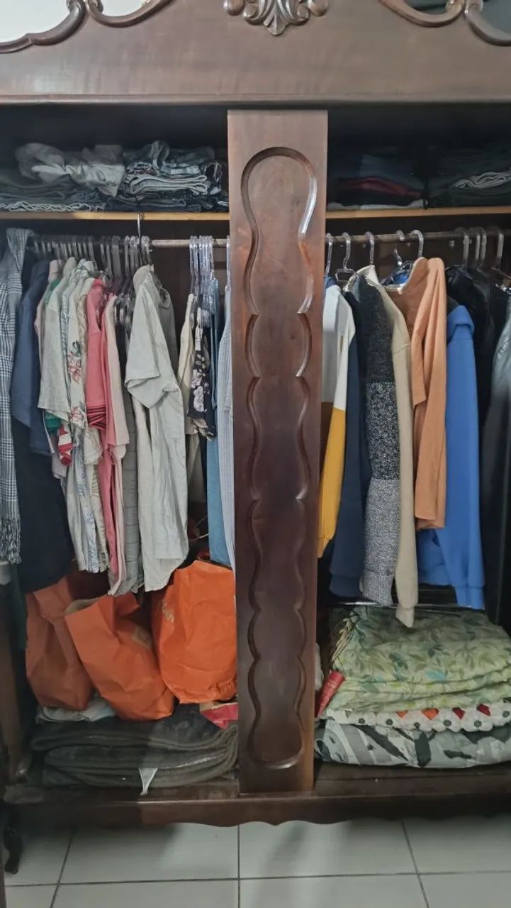 Relíquia! Cama e guarda roupa antigos  - Foto 3