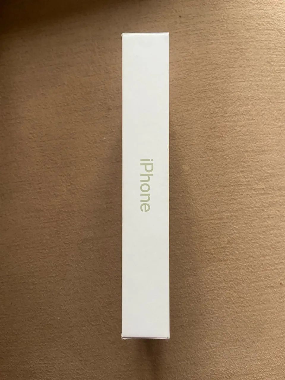 Caixa iPhone 17 verde - Foto 2