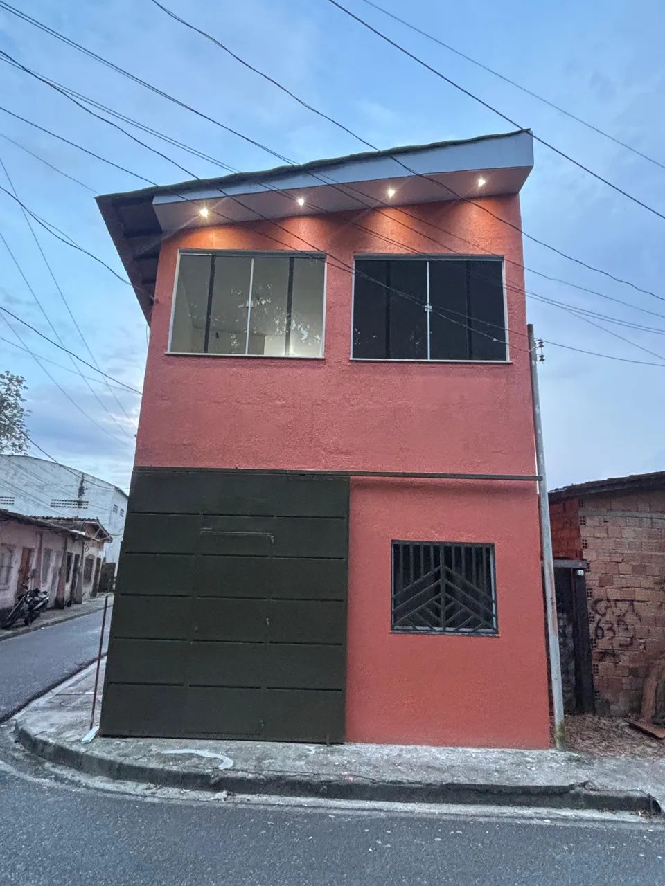 ALUGO PARTE DE CIMA - CASTANHEIRA - R$ 1.100