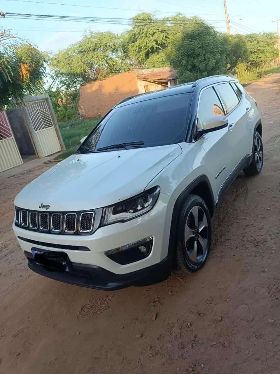 Jeep Compass COMPASS LONGITUDE 2.0 4x2 Flex 16V Aut. 2018