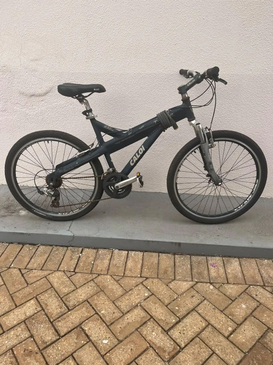 Bicicleta Caloi Escape 21 marchas - Quadro de alumínio - Foto 4
