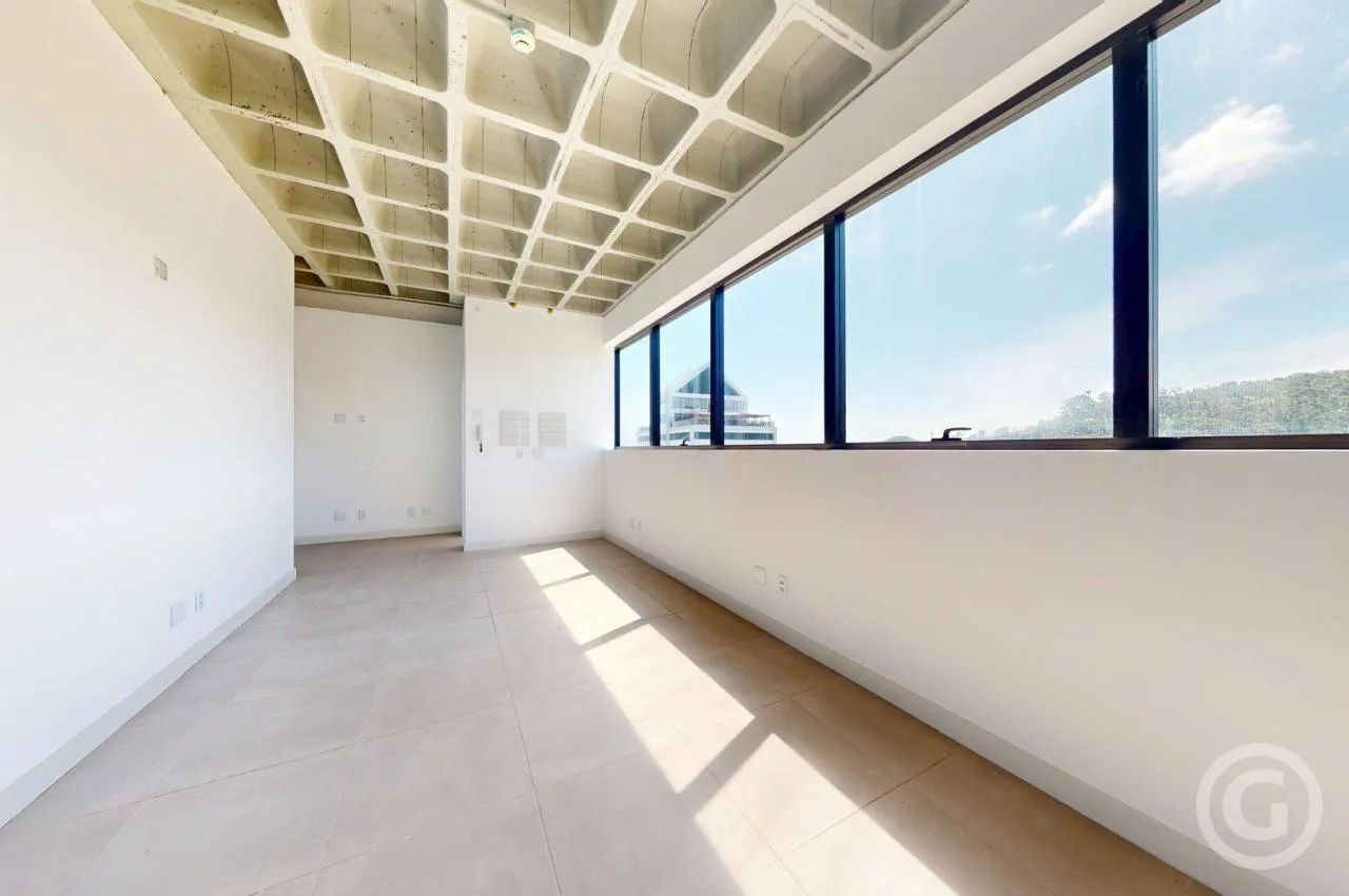 Sala comercial com localização estratégica e infraestrutura completa em Florianópolis - Foto 7