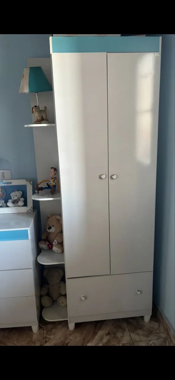Guarda-roupa infantil e cômoda