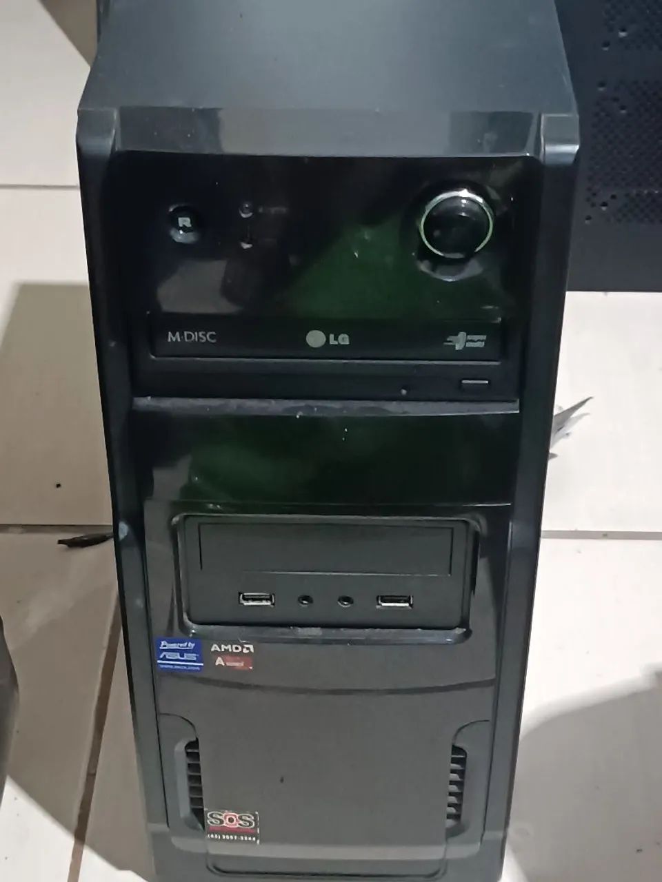 Gabinete  montado i7 950 com 16gb SSD 120 placa de vídeo RX 550