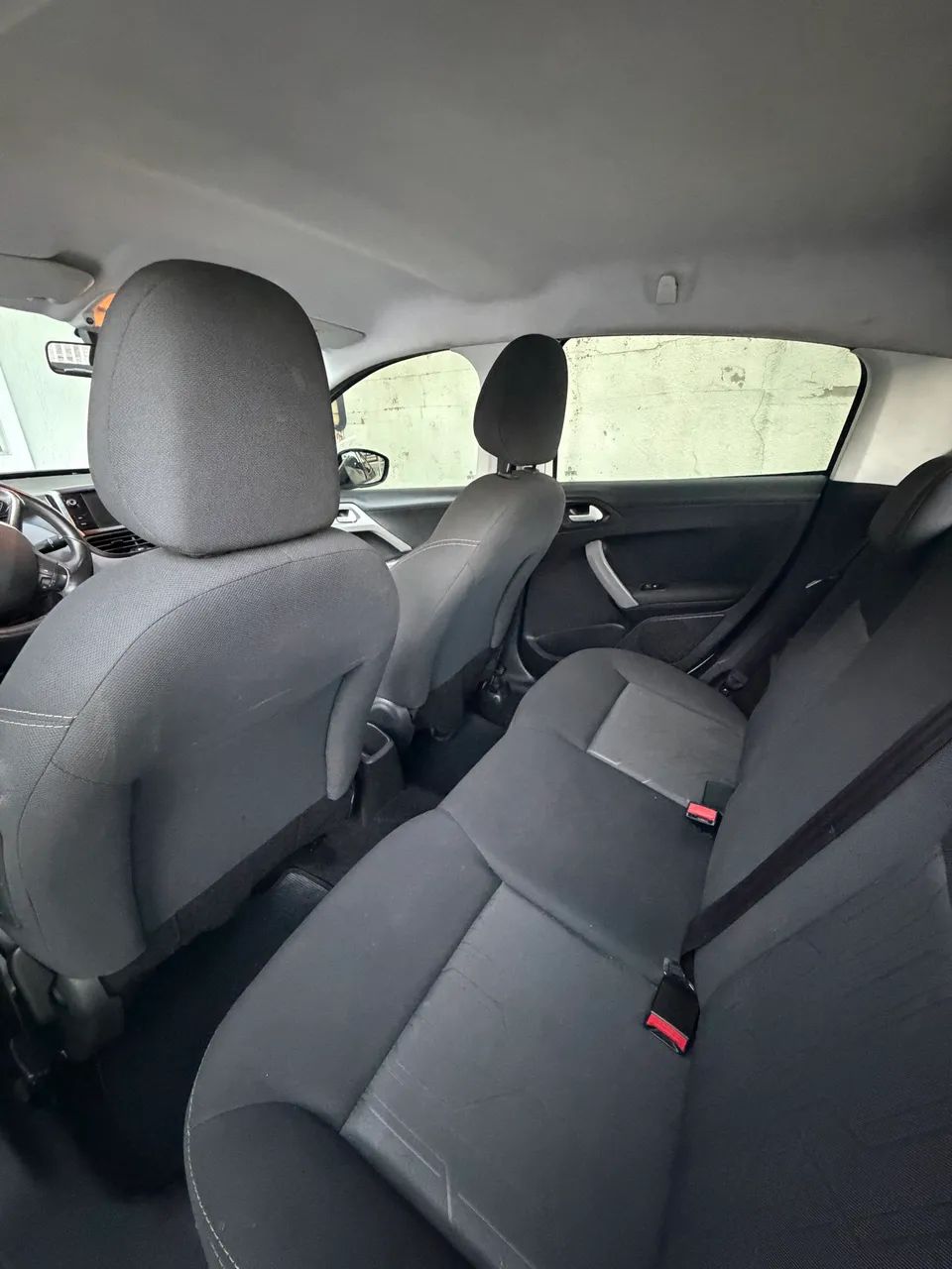 Peugeot 208 Active Pack 1.2 Flex 12V 5P Mec. 2017 - Foto 4
