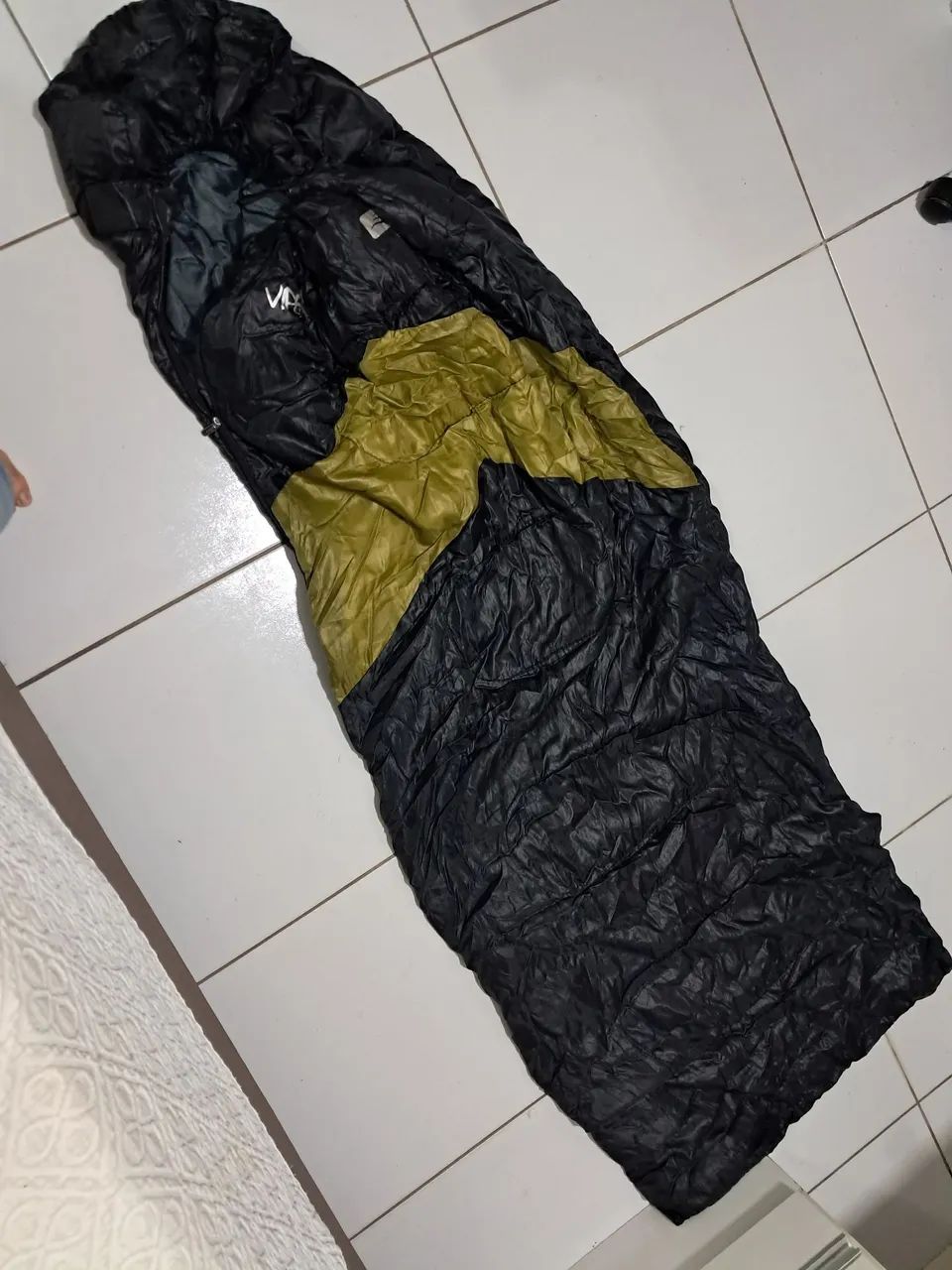 Saco de dormir e manta termica