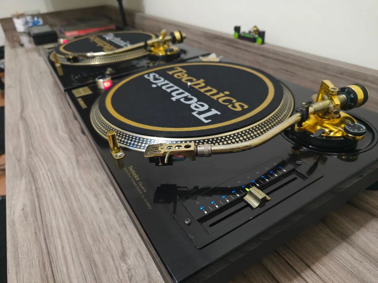 Par Technics SL1200 MK2 Gold  - Foto 4
