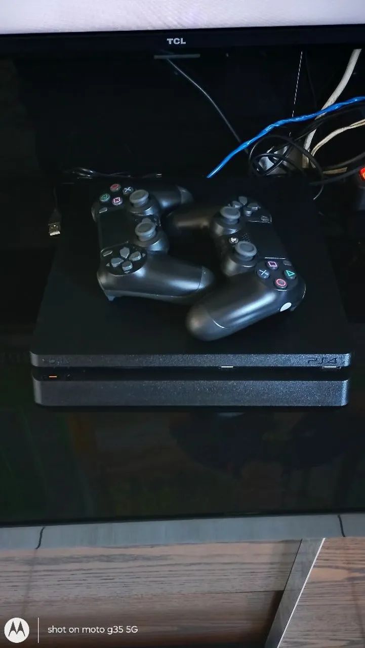 Ps4 slim 1 tera