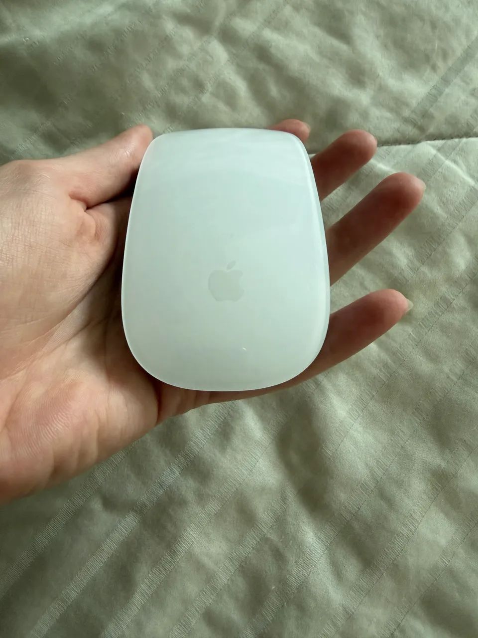 Apple Magic Mouse - Superfície Multi-Touch branca - Foto 5