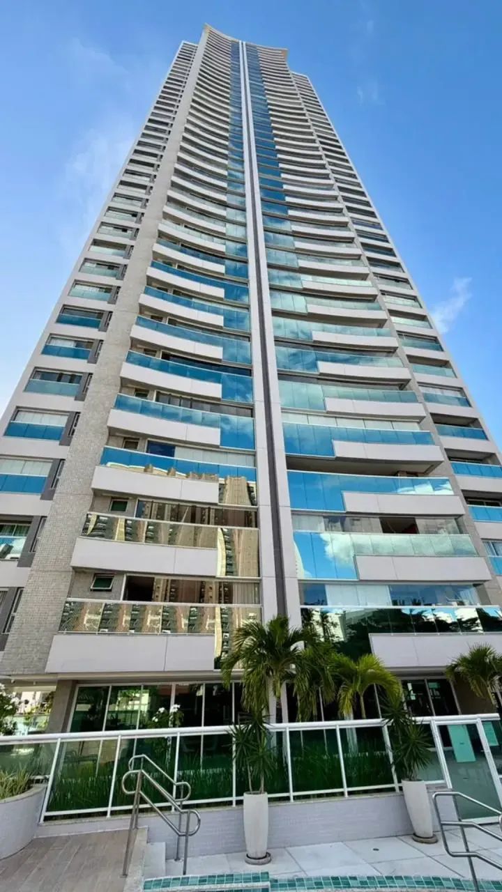 Apartamento novo com 4 suítes e 188m2 no Meireles