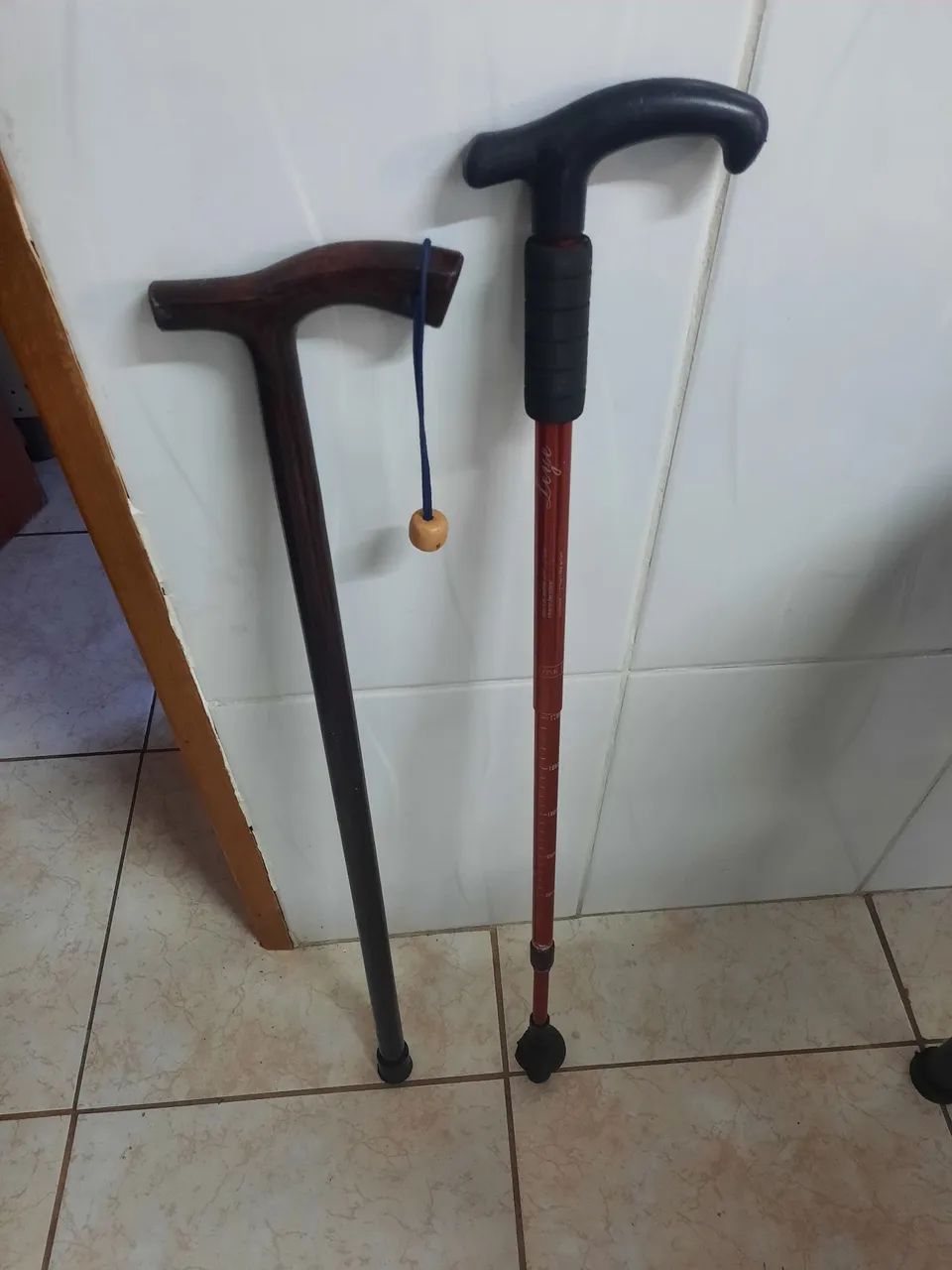 Bengalas para doação