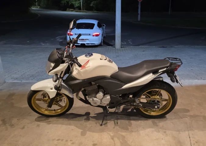 HONDA CB 300 2012 - Foto 2