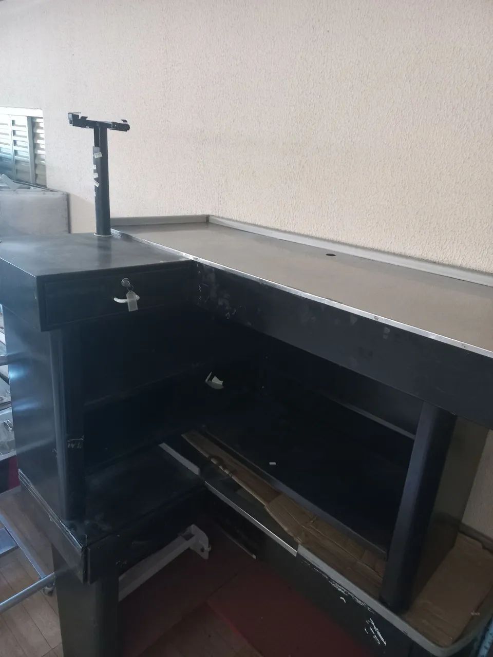 Caixa de supermercado 1.56x1.04 