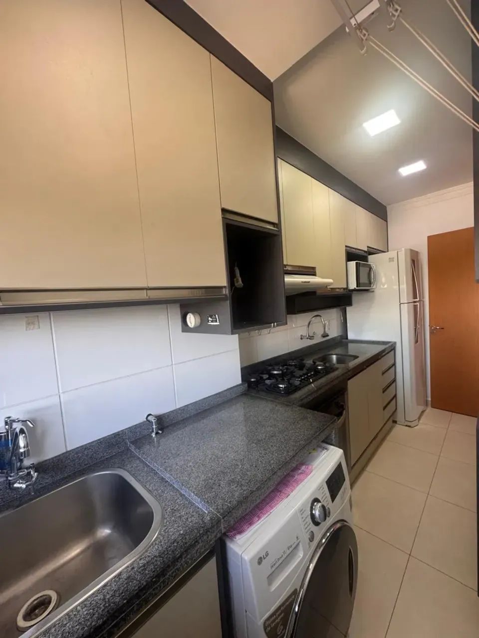 Cond. Upper MOBILIADO - 3 quartos sendo 1 suíte - 01 vaga de garagem - Foto 3