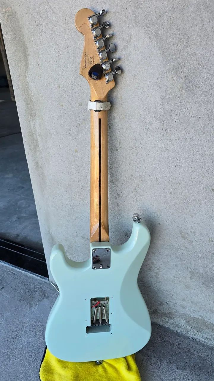 GUITARRA FENDER SQUIER DELUXE - Foto 4