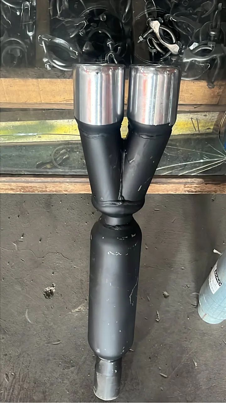 Escapamento para carro 