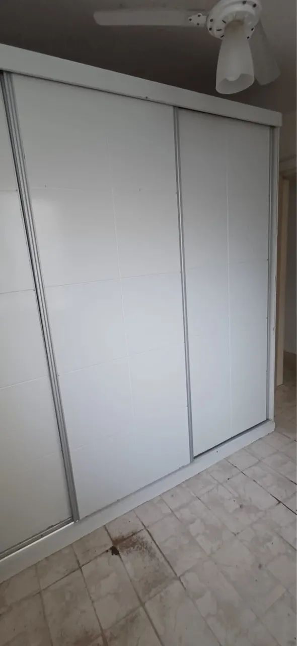 Guarda-roupa Casal