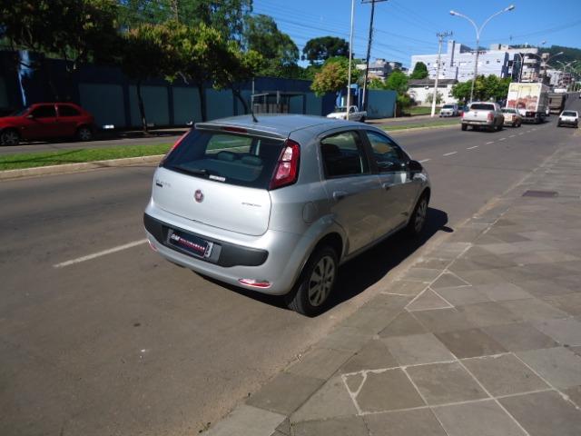 Fiat Punto 1.4 com apenas 37 mil km - Foto 8
