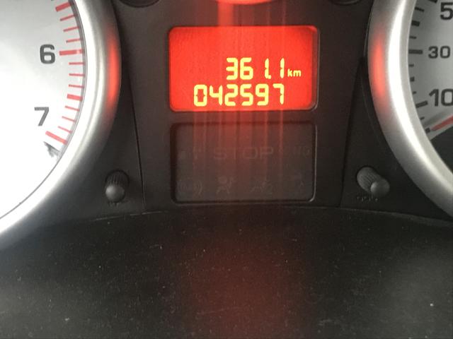 207 com 42mil km único dono - Foto 2