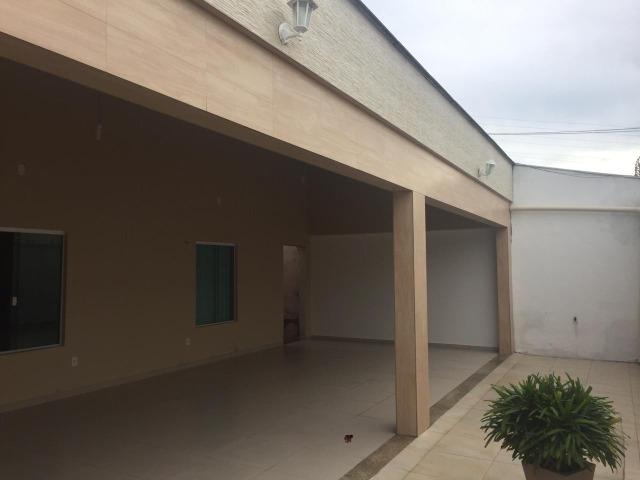 Excelente casa no Cohajap, 03 quartos, excelente localização - Foto 6