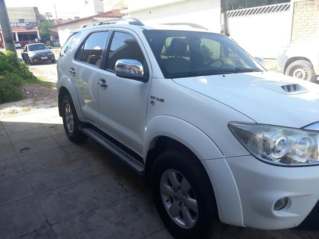 Hilux SW4