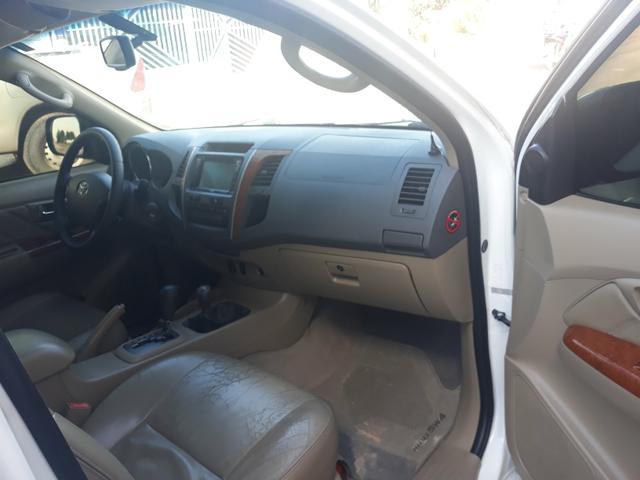 Hilux SW4 - Foto 3