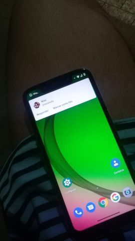 Moto g7play edição especial. dourado