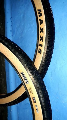 VENDO PNEUS MAXXIS IKON 2.2 - Foto 2
