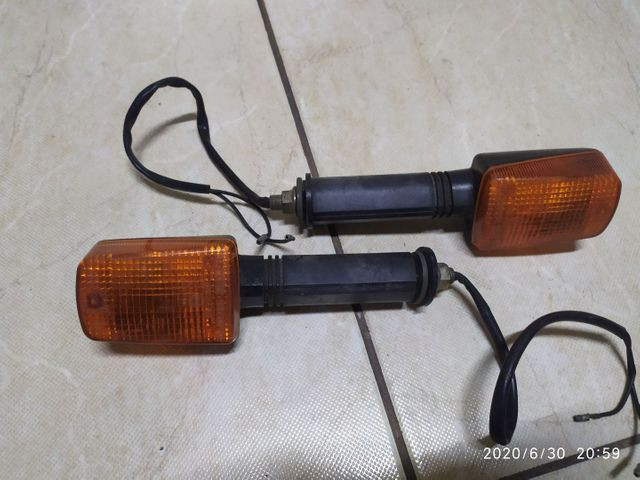 Piscas (setas) da Suzuki GSX R 1100 93 - Foto 3
