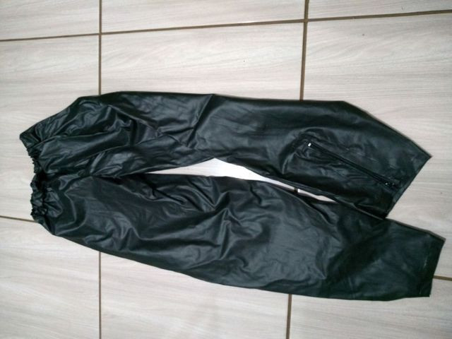 Vendo Capa de Chuva - Foto 2