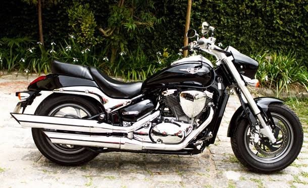 BOULEVARD M800 2012