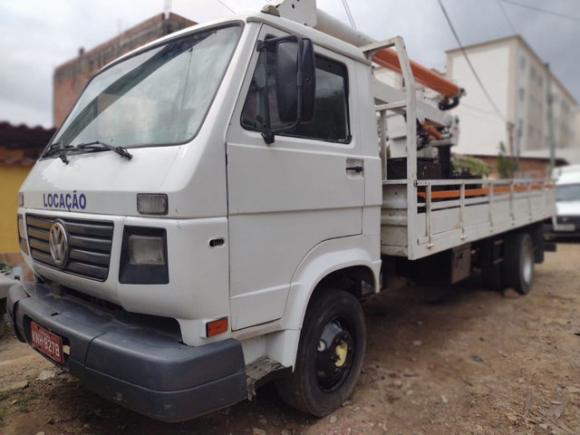 CAMINHÃO CESTO AÉREO