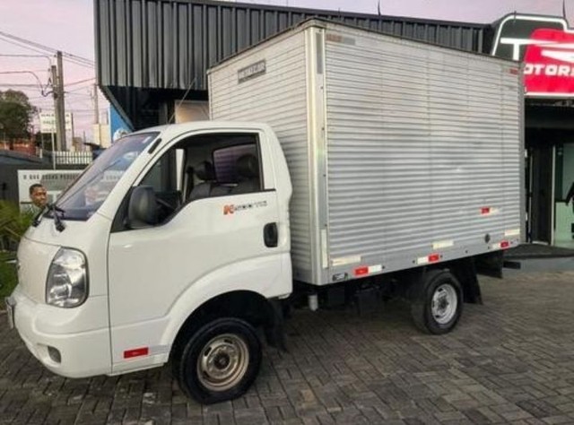 KIA BONGO 2012
