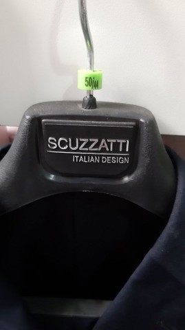 Ternos slin desing Italiano tamanho 50 calca 44 com capa e cabide