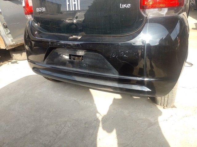 Para-choque traseiro Fiat mobi 