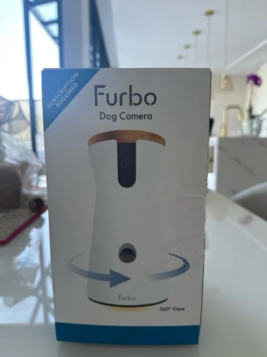 Câmera Interativa para Animais - Furbo 3 (joga ração, visão noturna, alarmes etc)