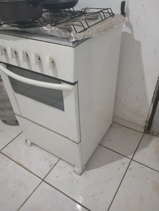 Geladeira e Fogão 4 Bocas  - Foto 5