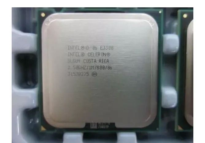 Processador Intel Celeron E3300 2.50ghz 1m Cache 800ghz