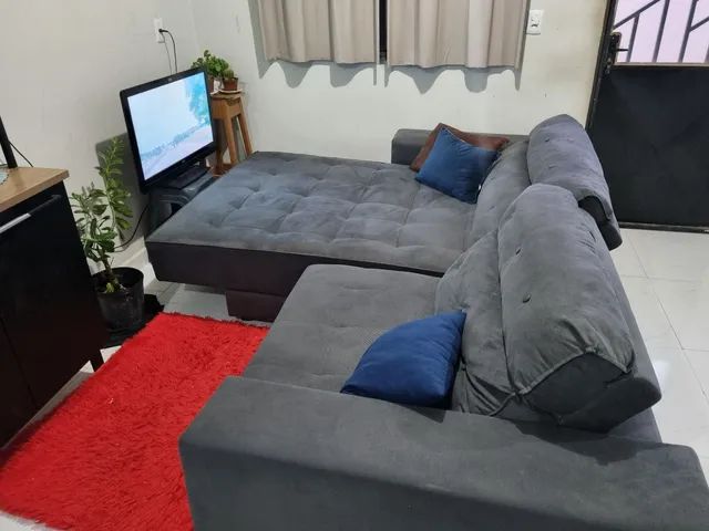 Sofa retrátil cinza