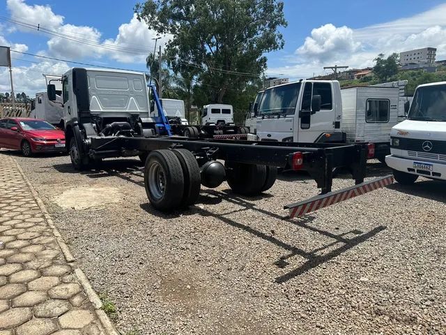 Vw. 17 280 consteletion automatico  toco ano 2016.   - Foto 2