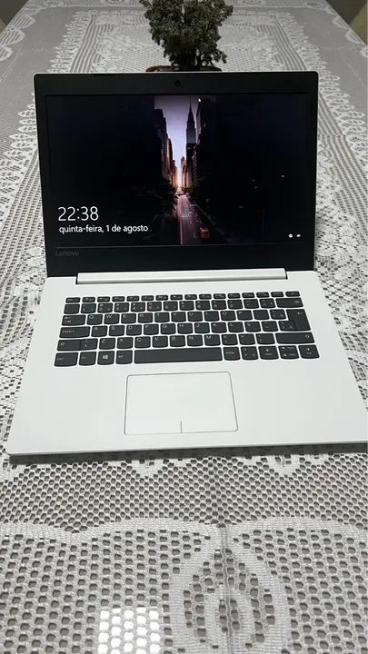 Notebook LENOVO 14 polegadas Intel Core i5-7200U