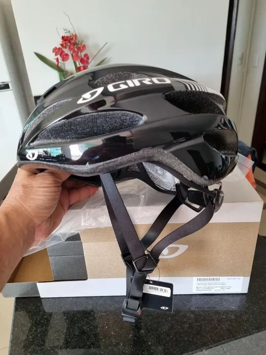 Capacete de Bike - GIRO - Na Caixa - Foto 6